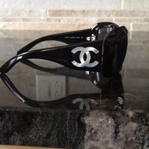 Chanel mother of pearl logo sunglasses RARE